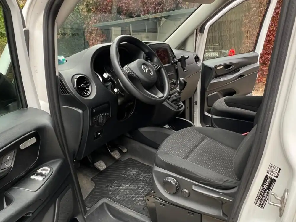 MERCEDES vito