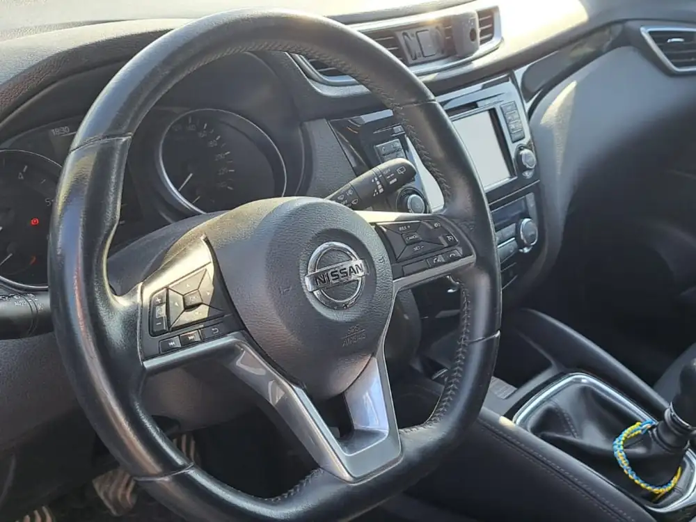 NISSAN qashqai