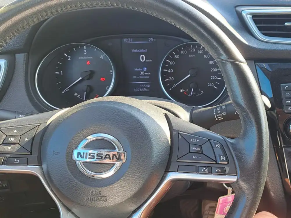 NISSAN qashqai