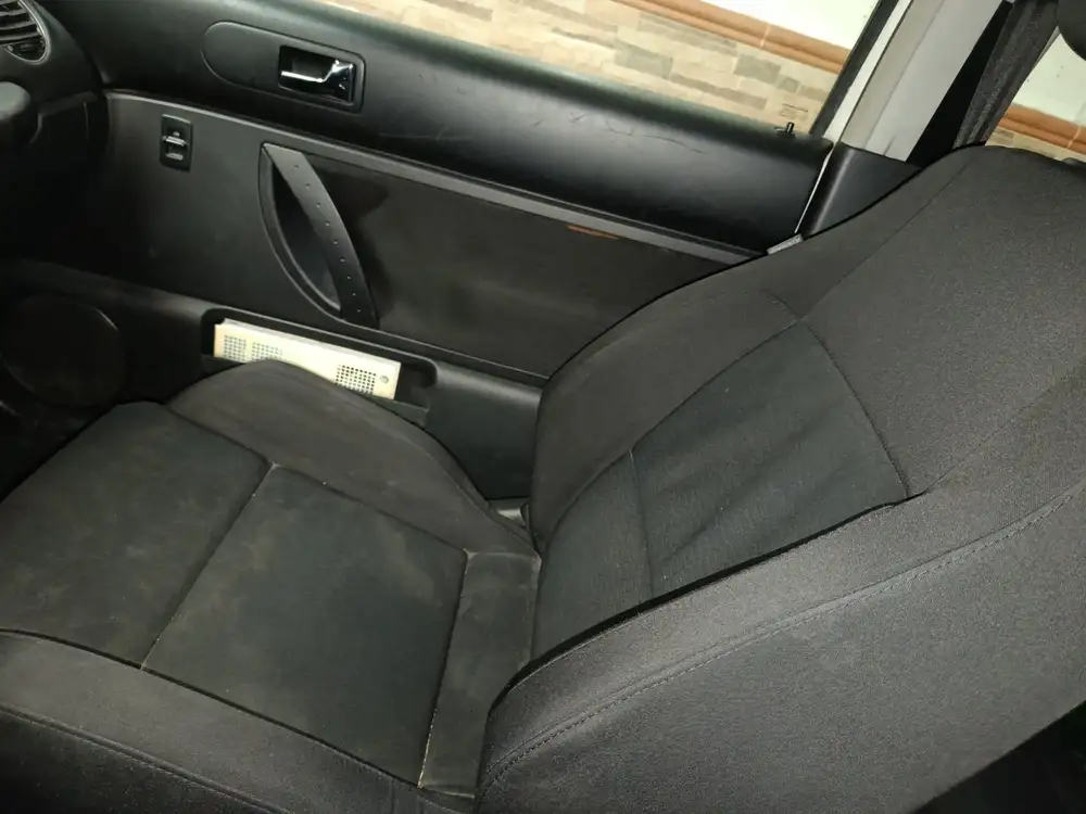 VOLKSWAGEN new beetle