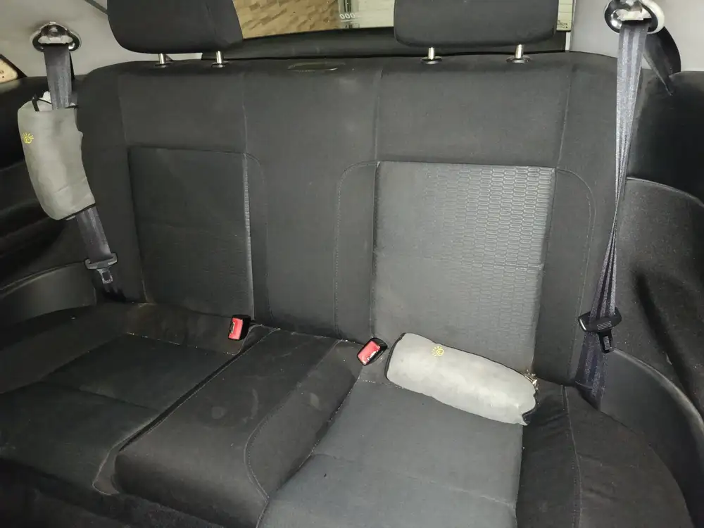 VOLKSWAGEN new beetle