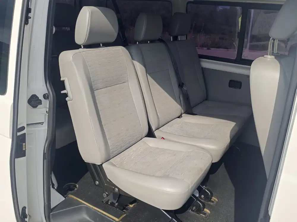 VOLKSWAGEN transporter