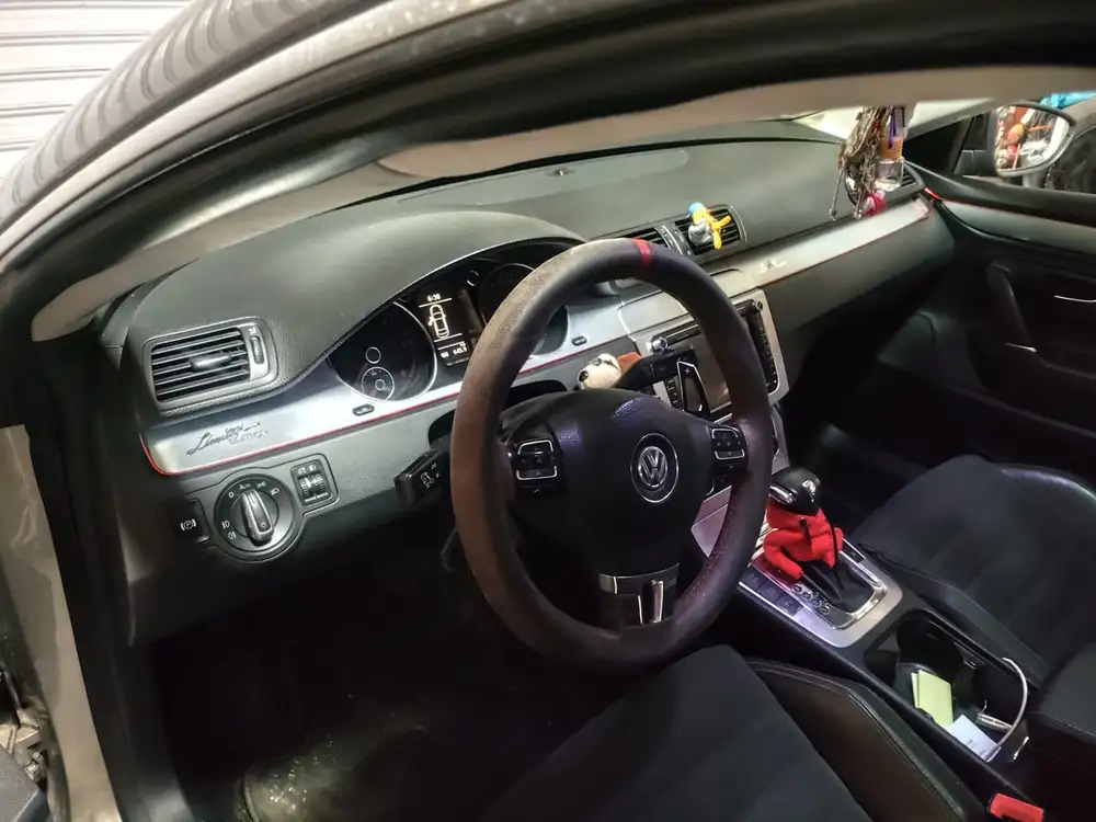 VOLKSWAGEN passat cc