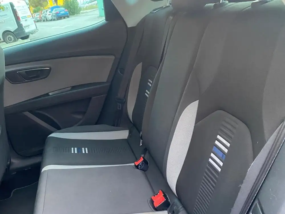 SEAT león