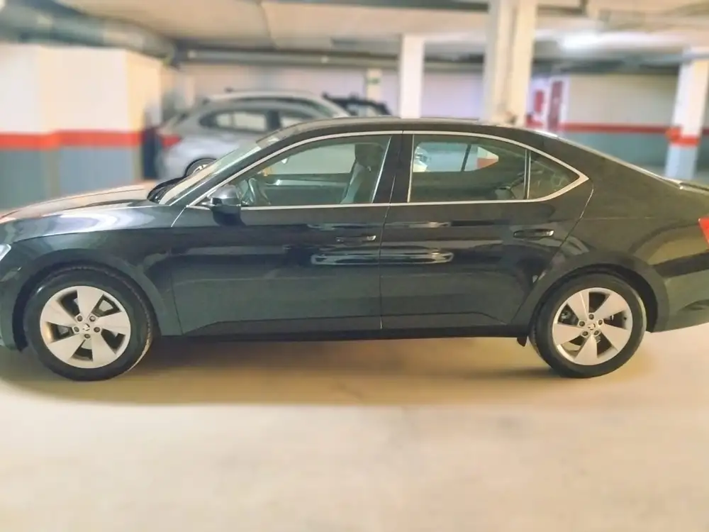 SKODA superb - Foto 5 | Clidrive