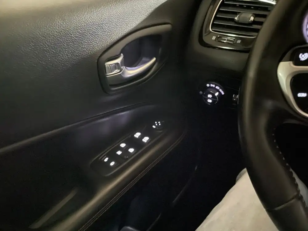 JEEP compass