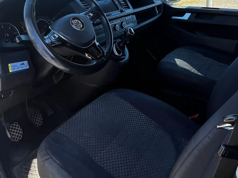 VOLKSWAGEN california