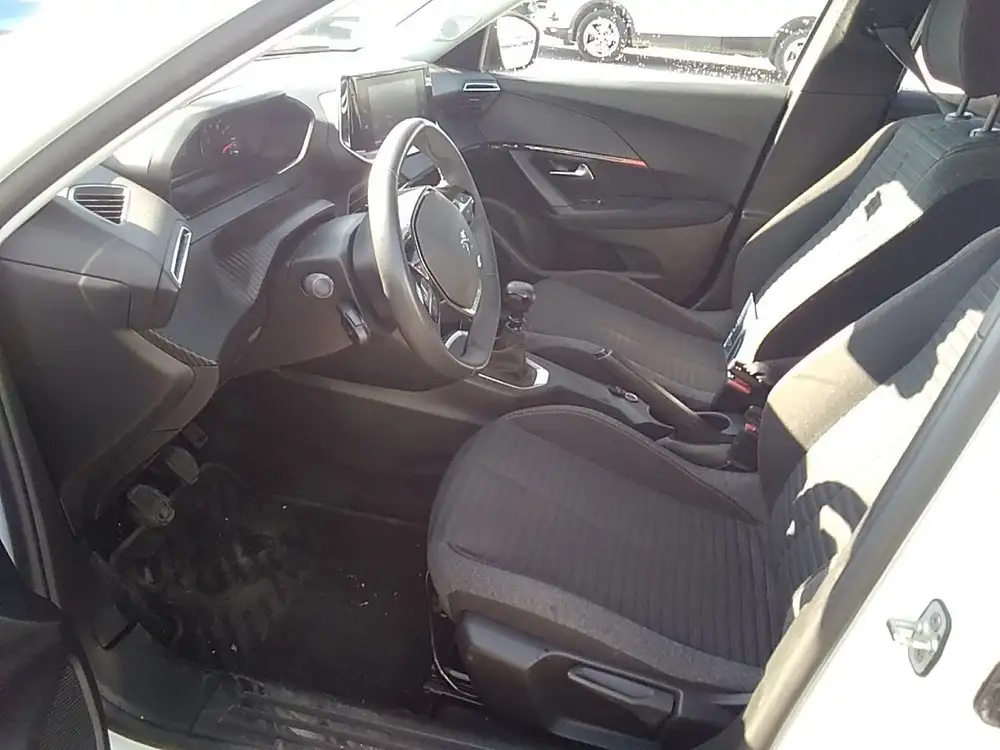 PEUGEOT 2008 - Foto 8 | Clidrive