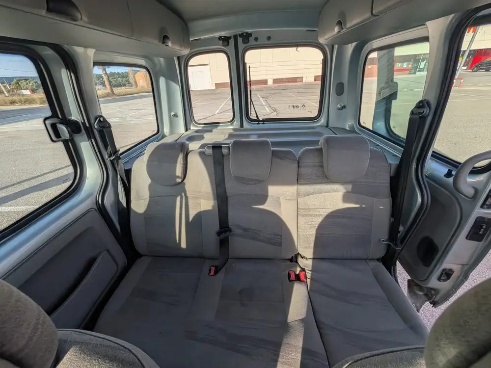 RENAULT kangoo combi