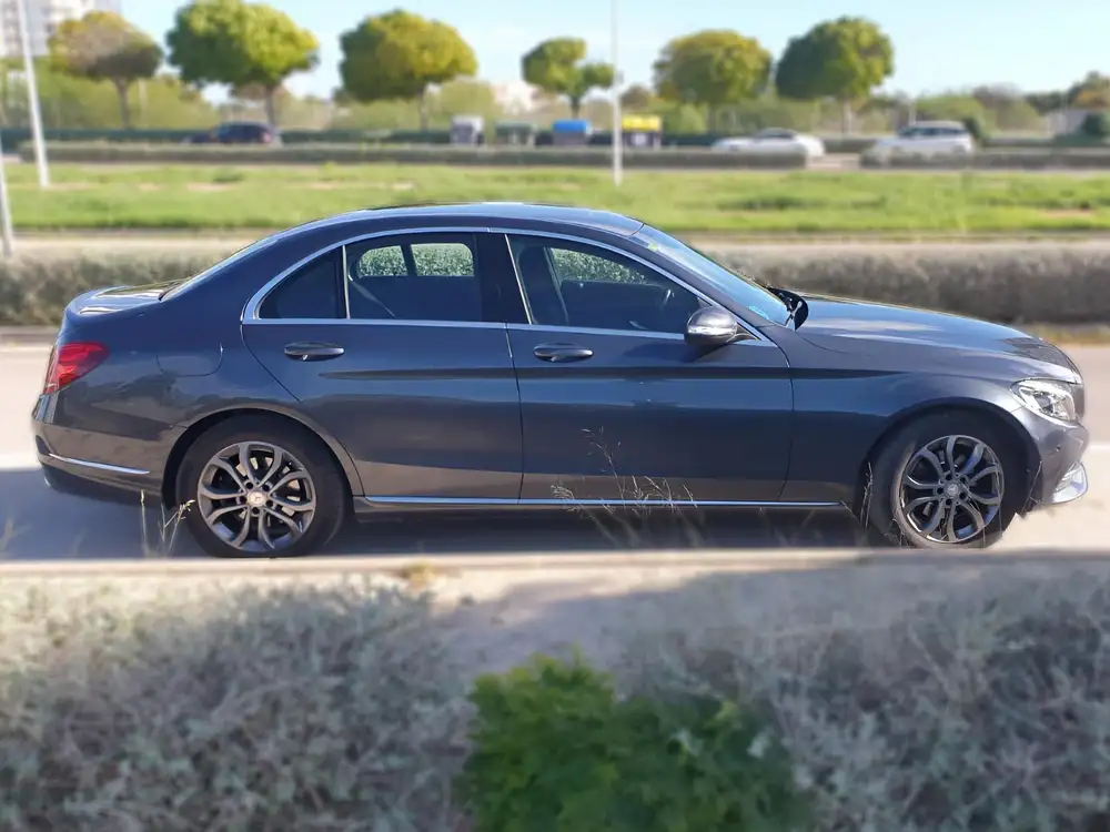 MERCEDES clase c