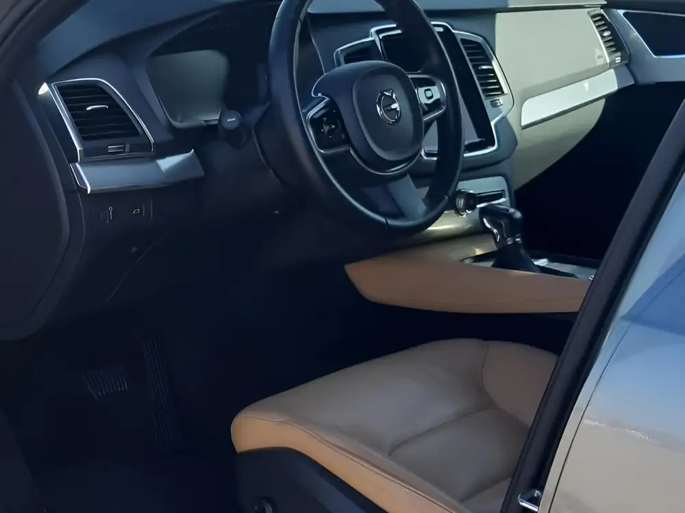 VOLVO xc90