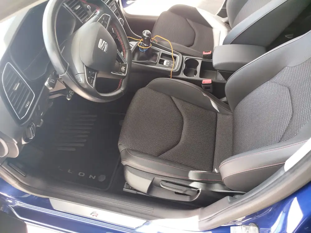 SEAT leon