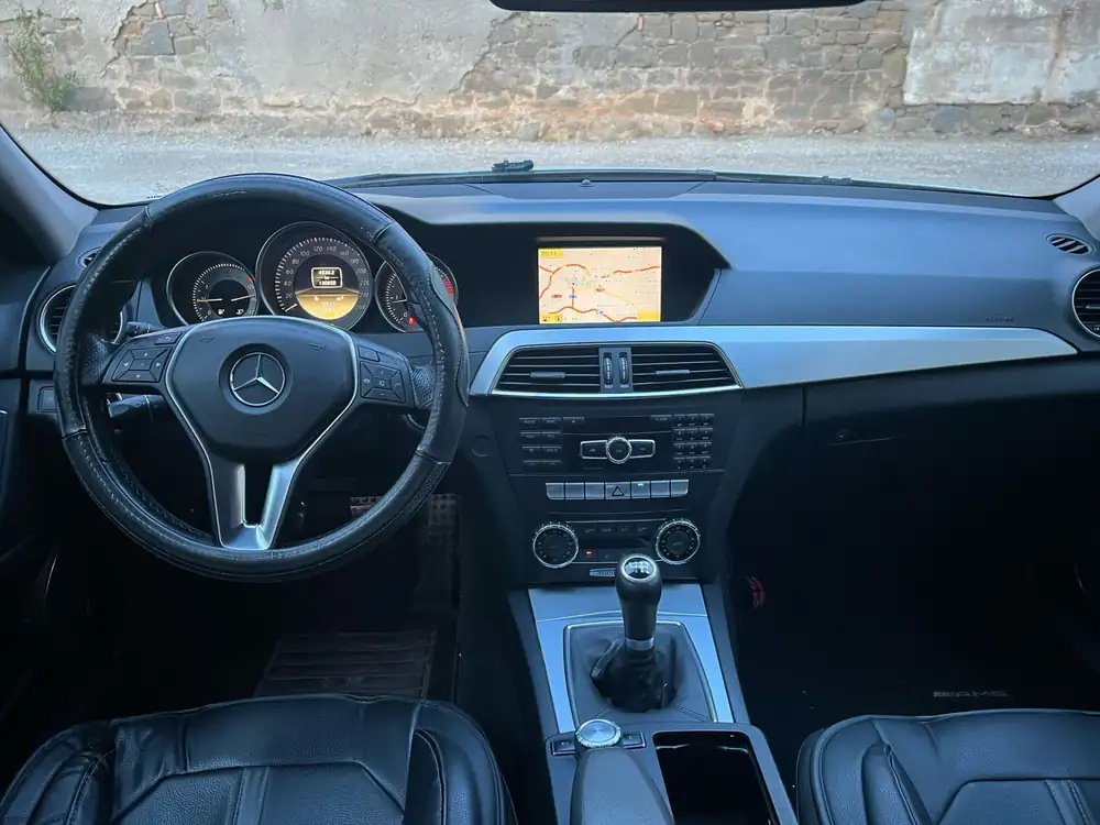 MERCEDES clase c