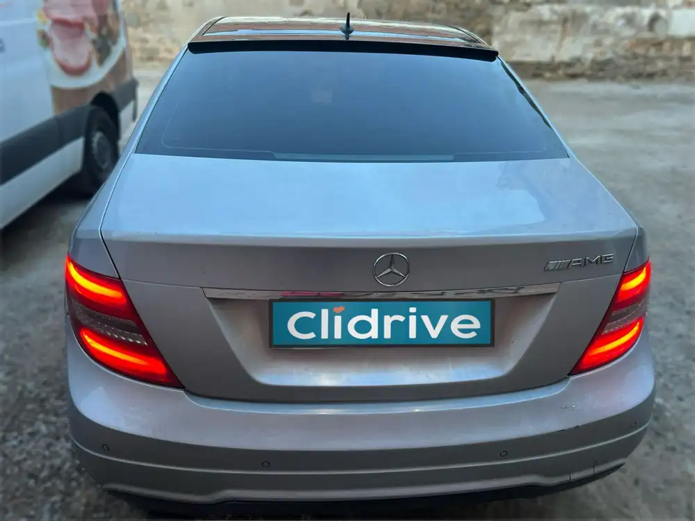 MERCEDES clase c