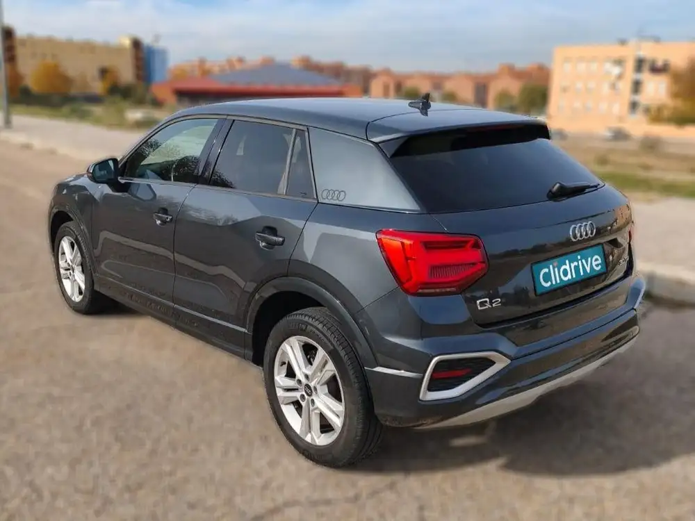 AUDI q2