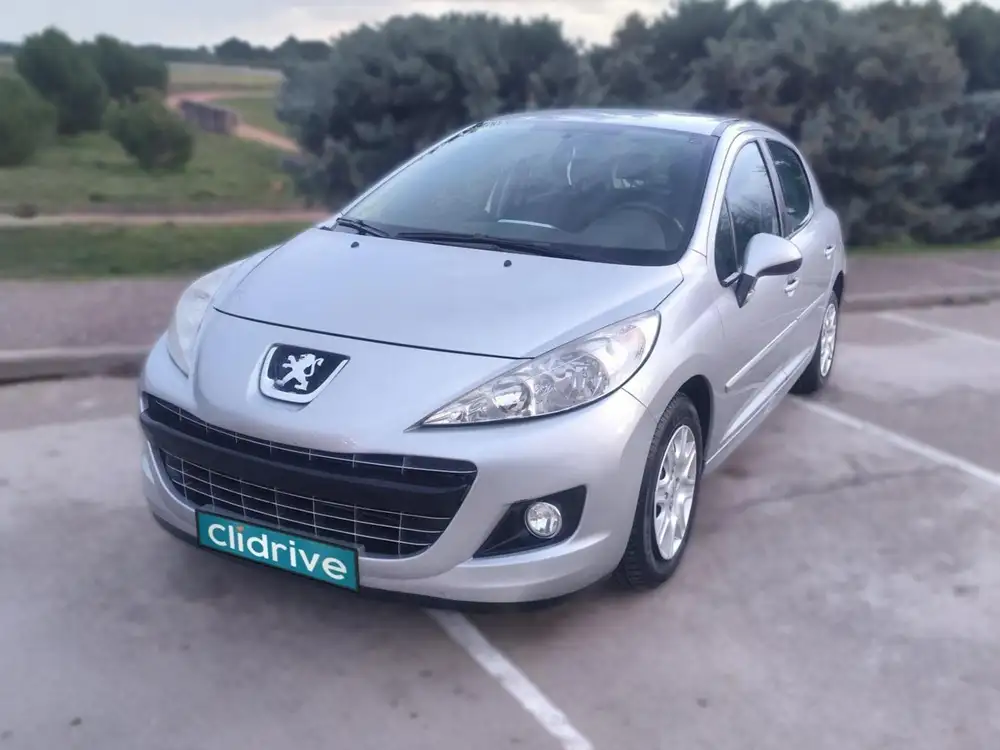 PEUGEOT 207+