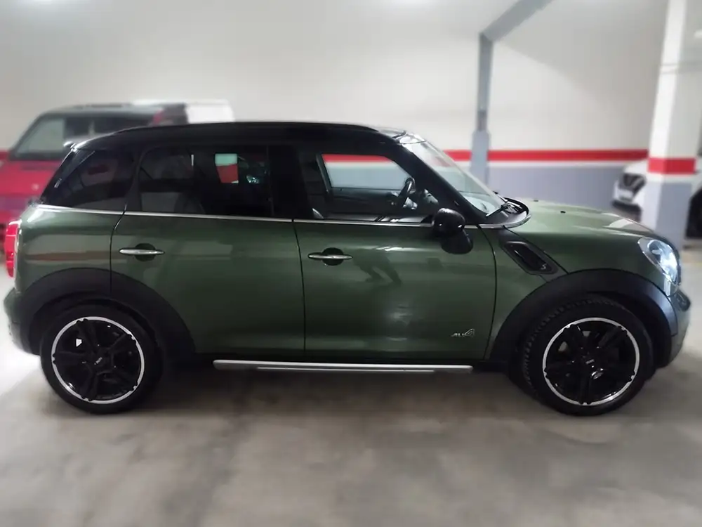 MINI countryman