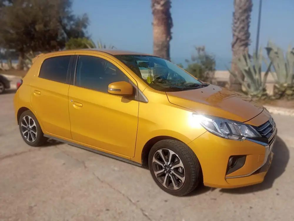 MITSUBISHI space star