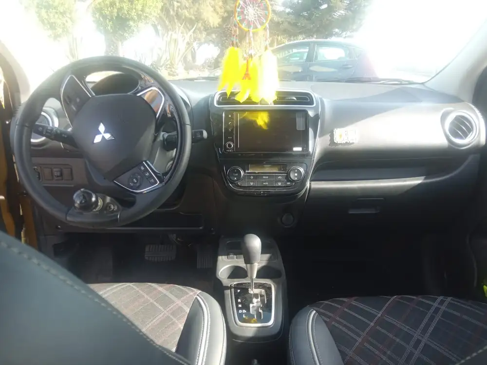 MITSUBISHI space star