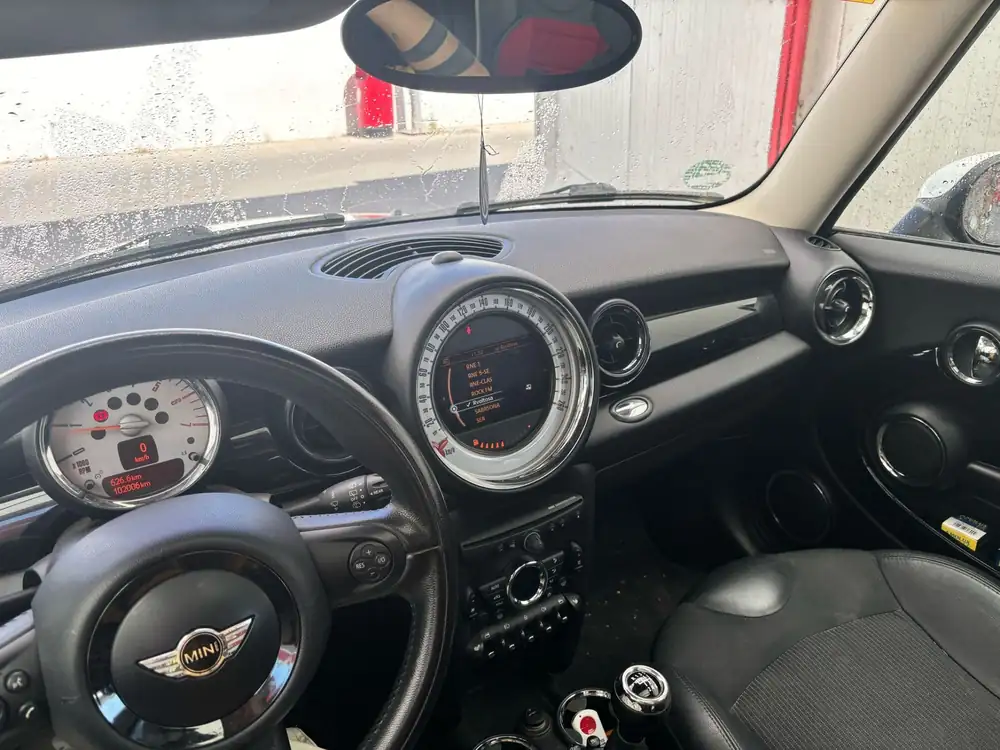 MINI mini