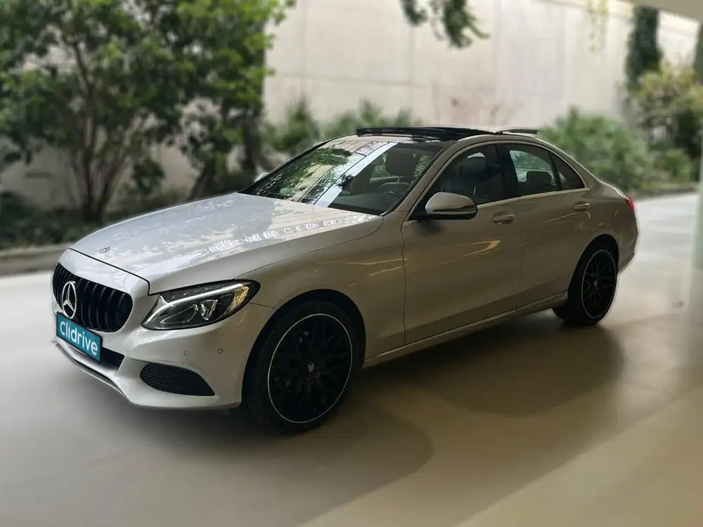 MERCEDES clase c