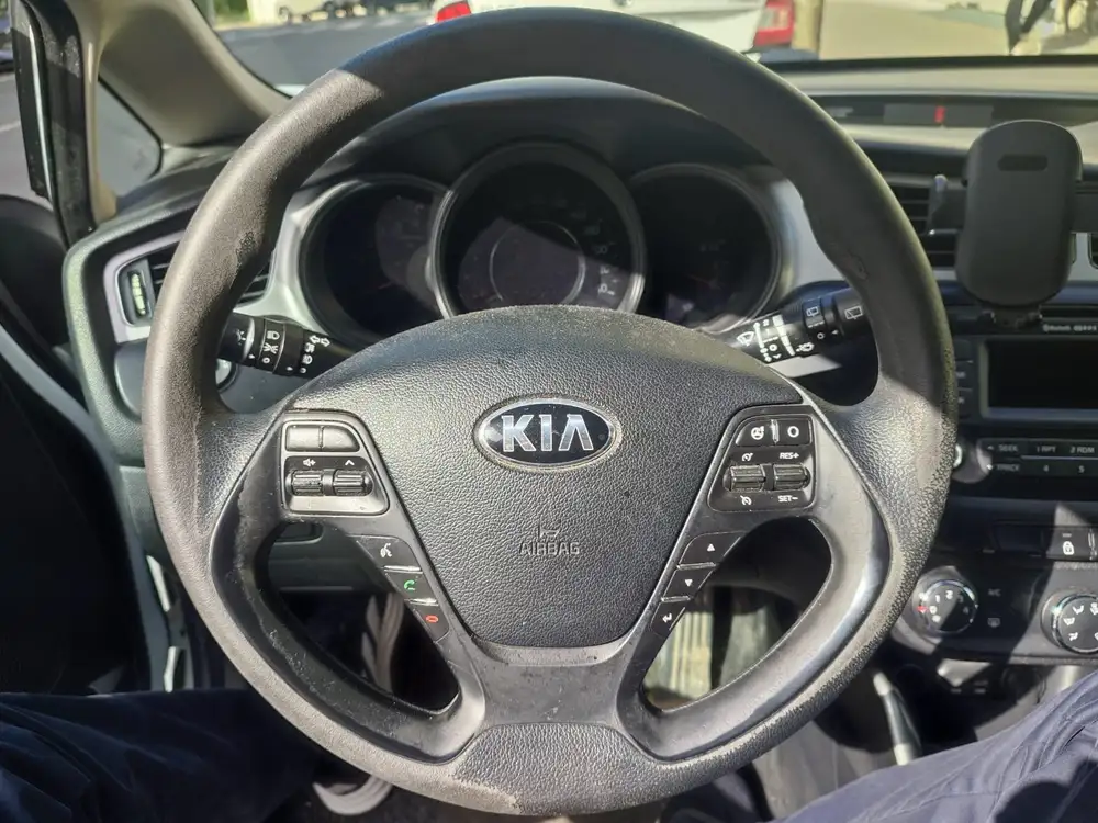 KIA cee'd - Foto 10 | Clidrive