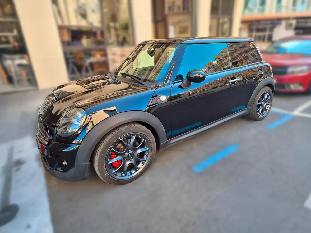 MINI mini