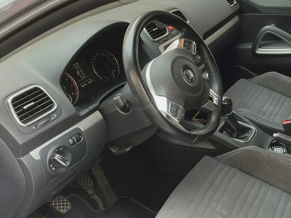VOLKSWAGEN scirocco