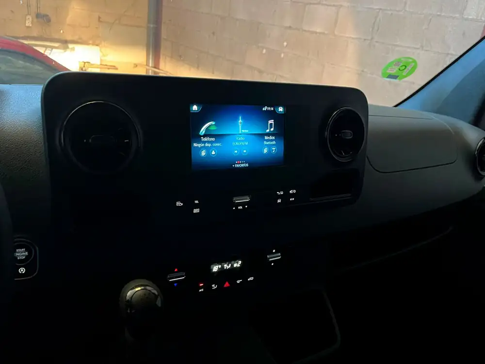 MERCEDES sprinter