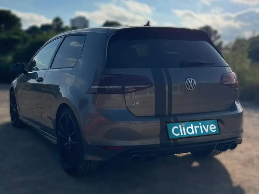 VOLKSWAGEN golf