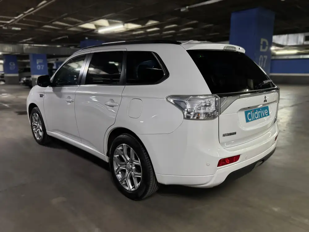 2.0 PHEV Kaiteki Auto 4WD