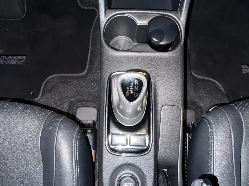 2.0 PHEV Kaiteki Auto 4WD