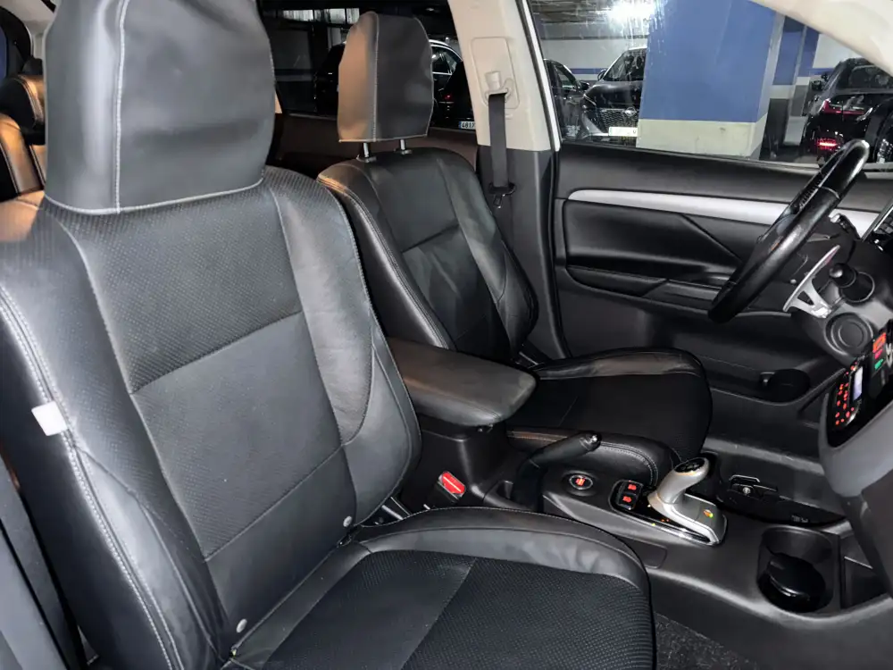 2.0 PHEV Kaiteki Auto 4WD