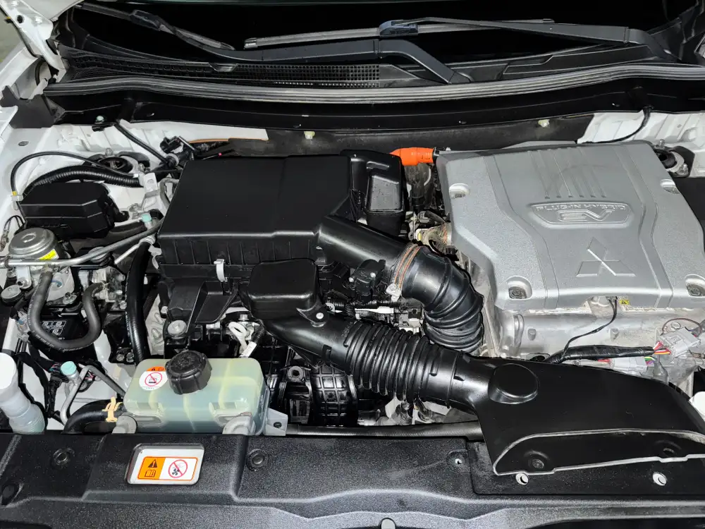 2.0 PHEV Kaiteki Auto 4WD