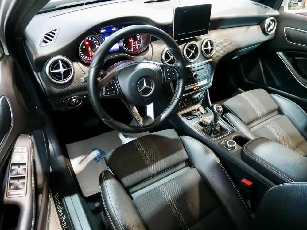 MERCEDES clase a