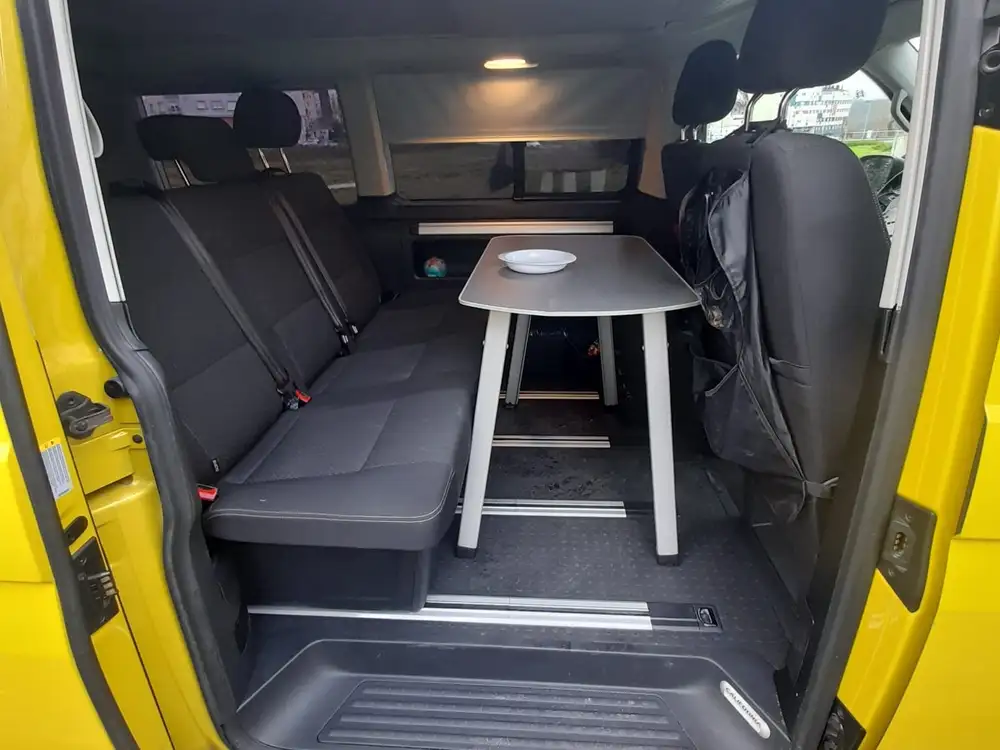 VOLKSWAGEN california