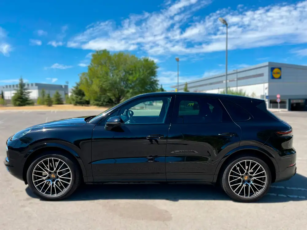 PORSCHE cayenne