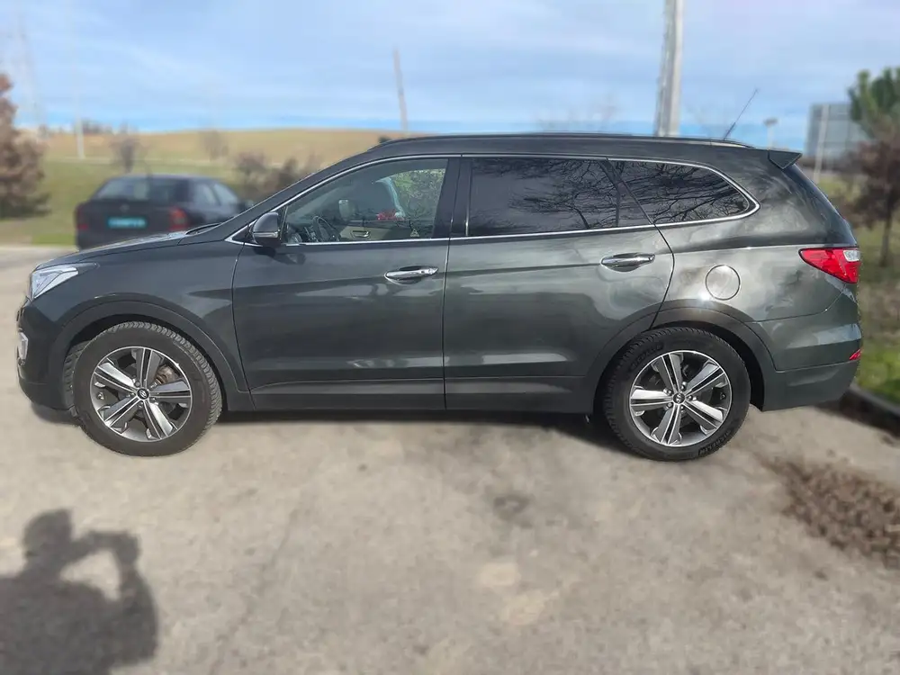 HYUNDAI Grand Santa Fe