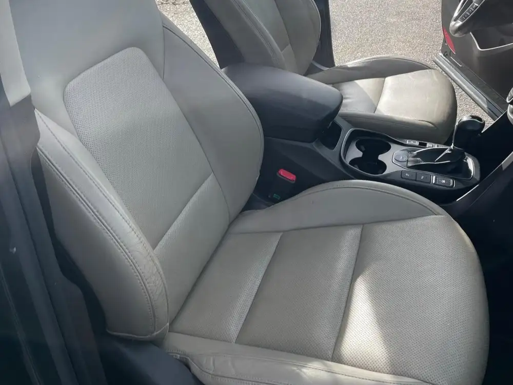 HYUNDAI Grand Santa Fe