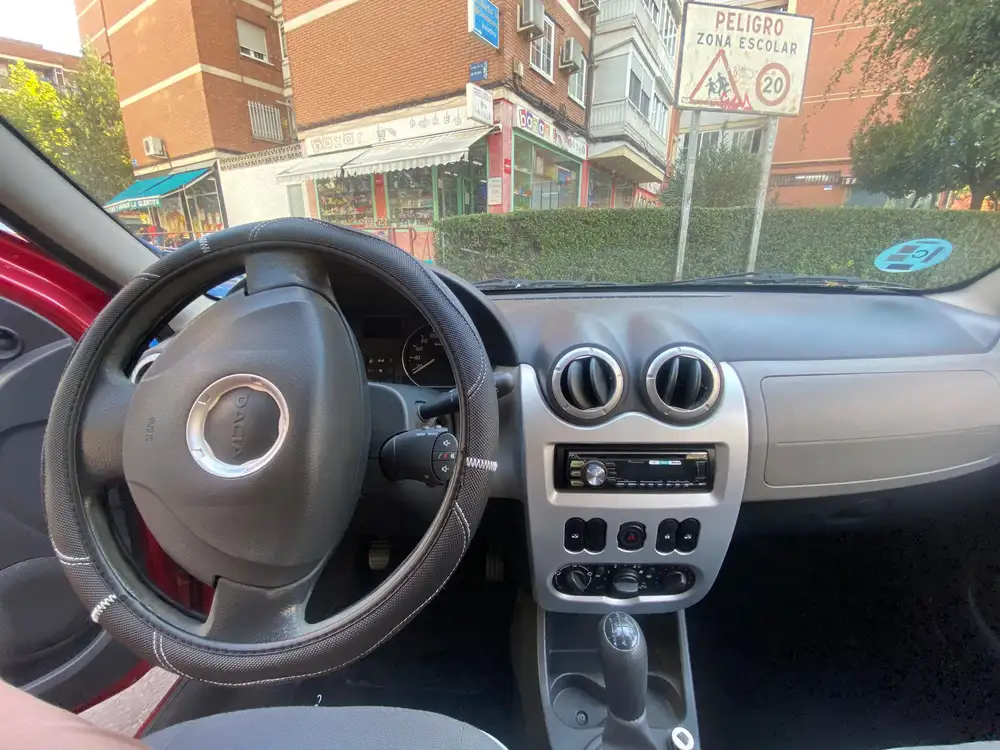 DACIA sandero
