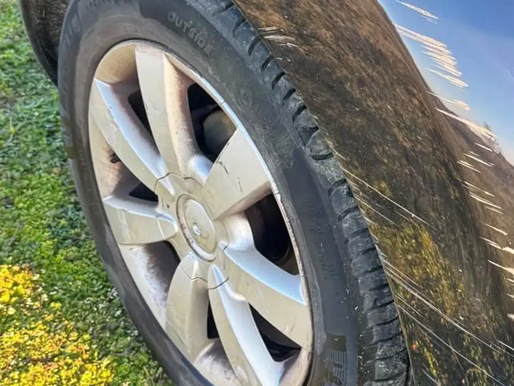 VOLKSWAGEN new beetle