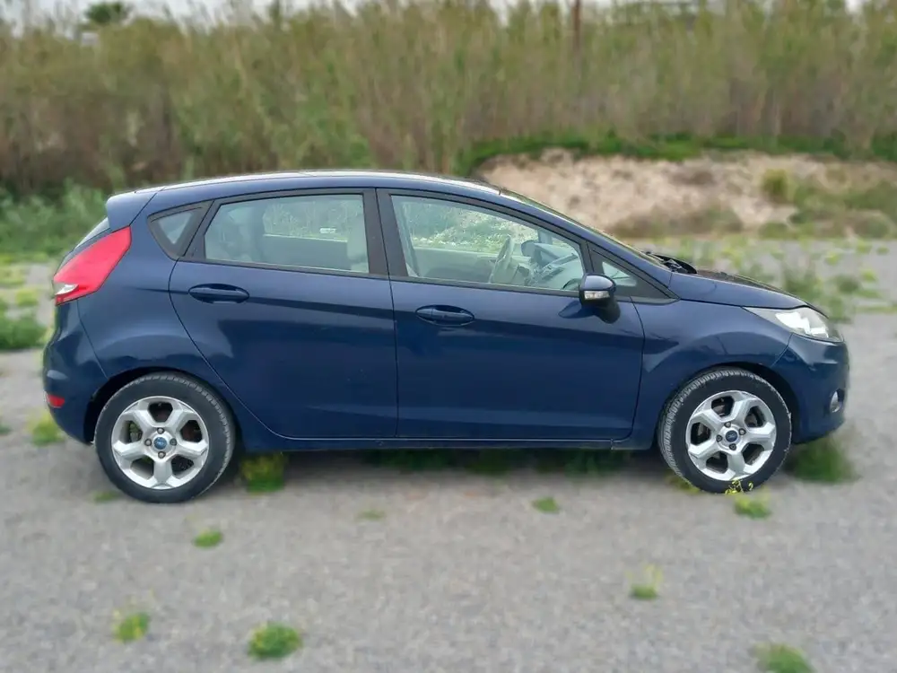FORD fiesta - Foto 2 | Clidrive