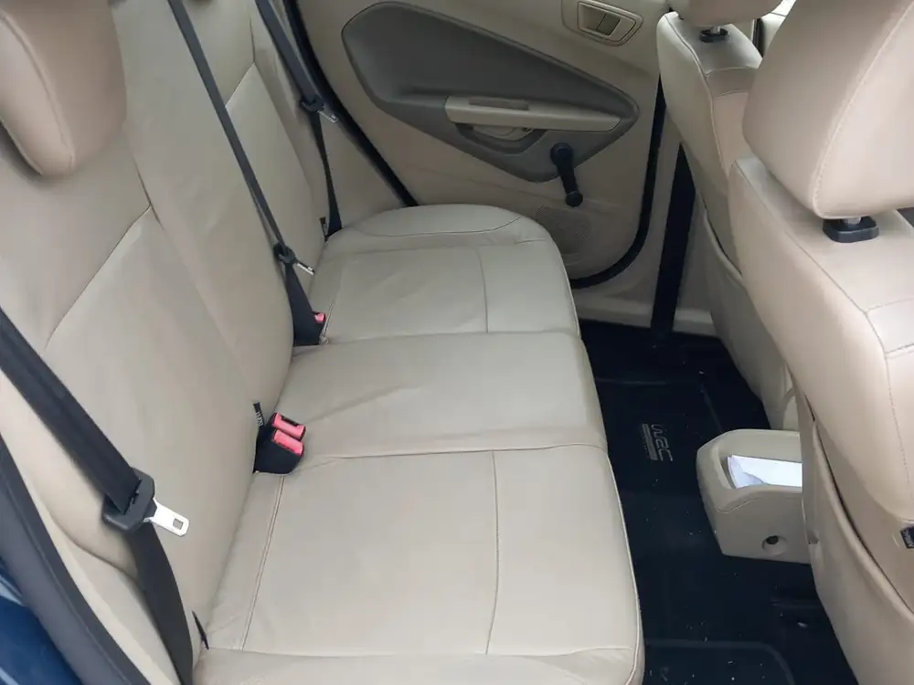 FORD fiesta - Foto 10 | Clidrive