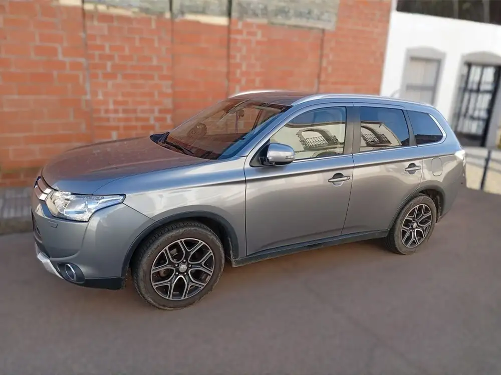 MITSUBISHI outlander - Foto 1 | Clidrive