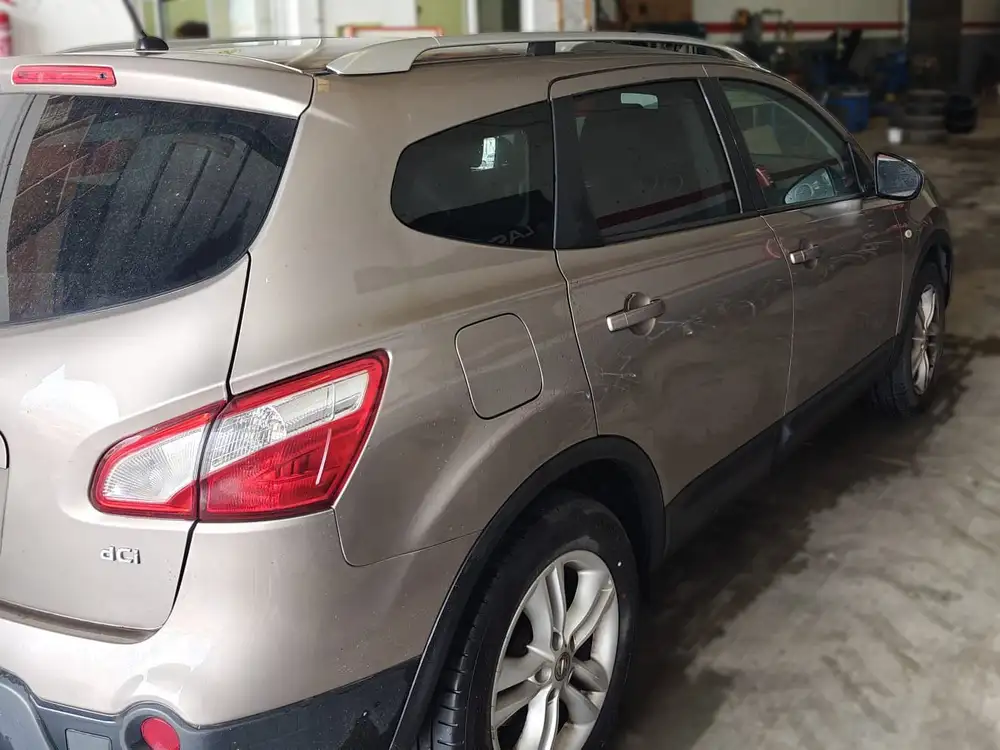 NISSAN qashqai+2