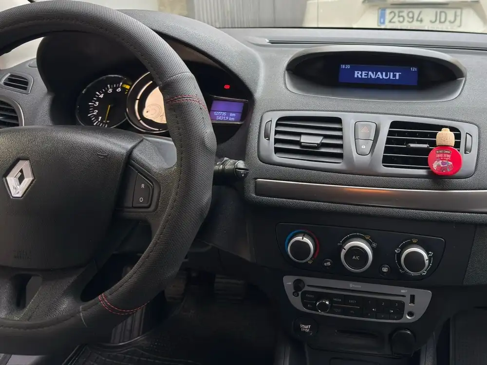 RENAULT megane - Foto 7 | Clidrive