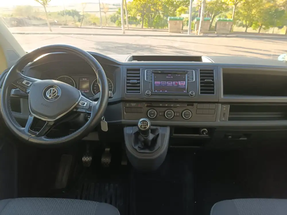 VOLKSWAGEN california