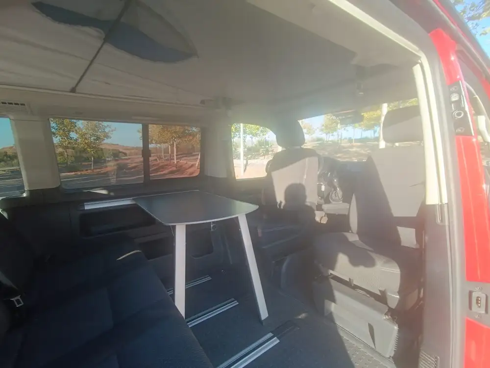 VOLKSWAGEN california