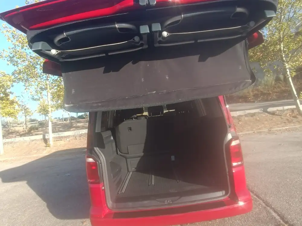 VOLKSWAGEN california