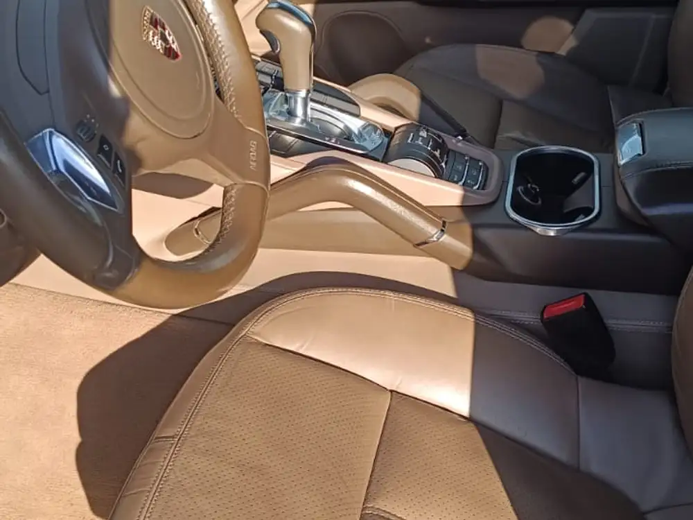 PORSCHE cayenne